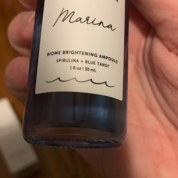 2/$22✨ Earth Harbor Marina Brightening Ampoule - Picture 7 of 10